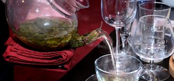 Роль чая в борьбе с алкогольной и наркотической зависимостью Роль чая в борьбе с алкогольной и наркотической зависимостью